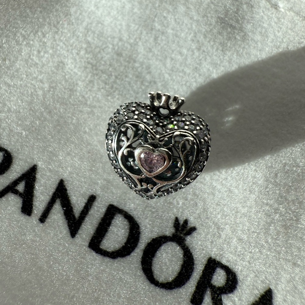 Pandora charm heart with crown pink heart